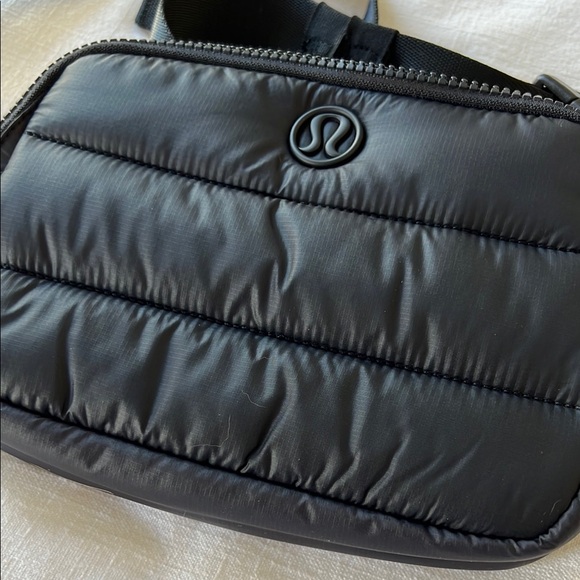 lululemon athletica Everywhere Belt Bag Large *Wunder Puff - Picture 4 of 4